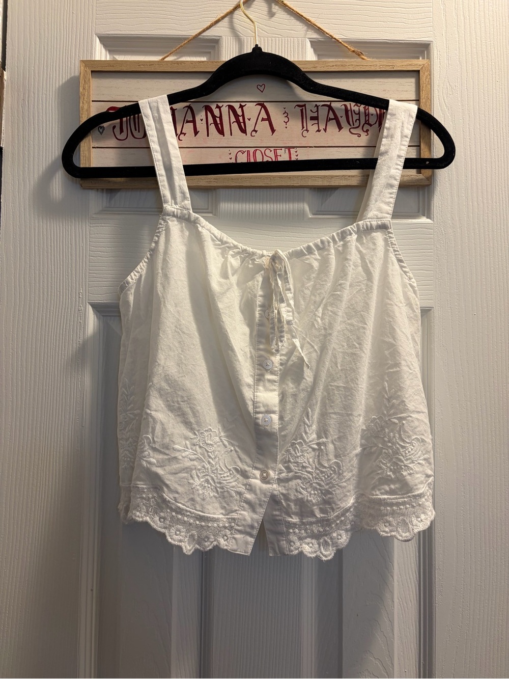 Old Navy White Embroidered Cotton Tank Top